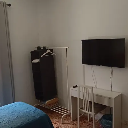 Alcaravaneras (adults Only) בית הארחה 2*